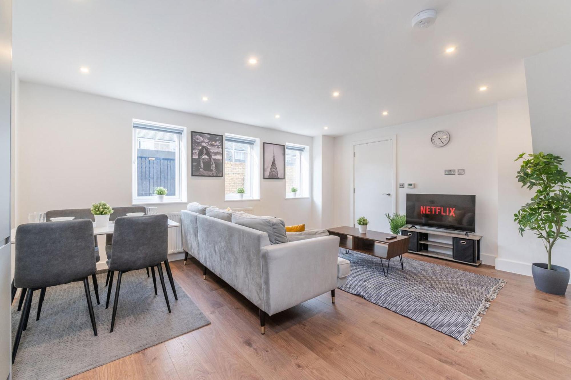 Modern London Home - 2 Bedrooms 2 Bath - Battersea, Vauxhall & Nine Elms Station ภายนอก รูปภาพ